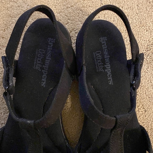 ***NWOT*** GRASSHOPPERS “ROSE” ORTHOLITE T-STRAP‎ SANDALS SIZE 11 - Picture 4 of 14